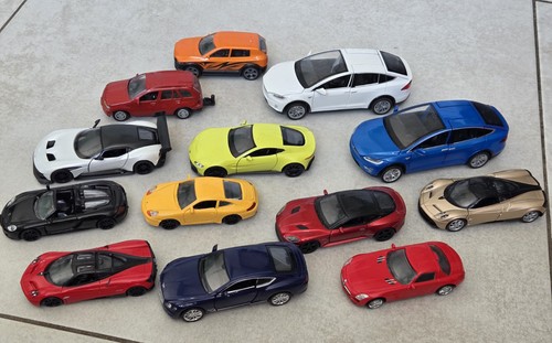 Lot diecast toy - of, 1/36