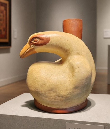 Peruvian bird pottery larco - peruvian,