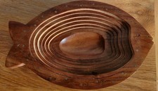 Collapsible Wooden Fish Shaped Fruit Bowl With Brass Inlay