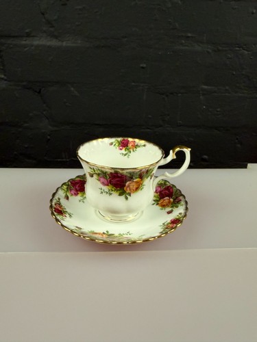 Royal albert old country - old, roses