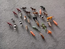 Bundle Of Small plastic Animals 