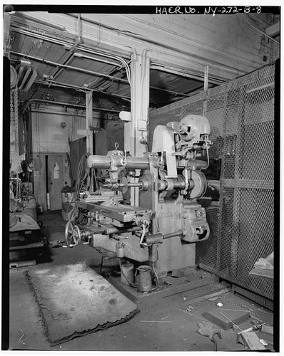 Photo tool room - le, blond