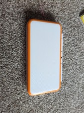 Nintendo 2DS XL White & Orange