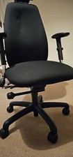 Flokk RH New Logic Ergonomic