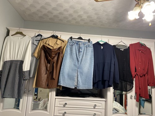 Ladies size clothing - 16,