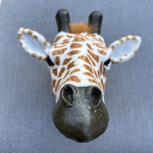 Charming giraffe head - head, faux