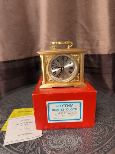 Vintage gold toned - vintage, rhythm