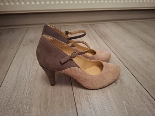 Clarks suede court - suede, size