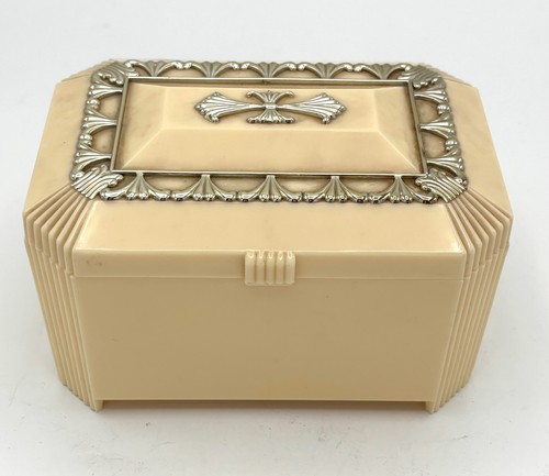 Art deco cream - cream, colour