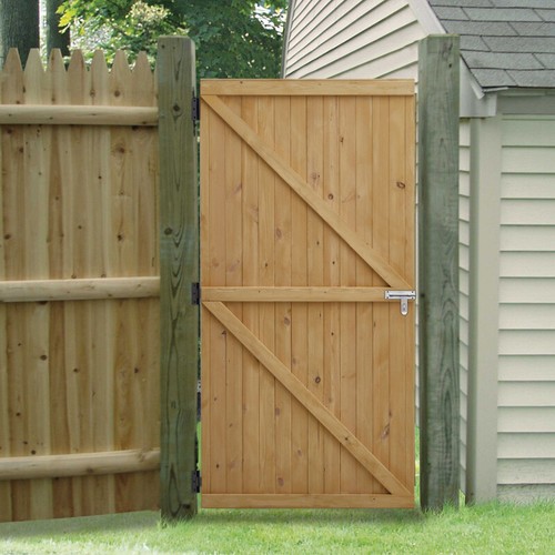 Solid pine wooden garden - pine,