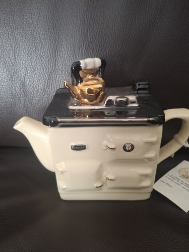 The teapottery rayburn - the,