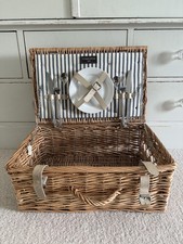 Wicker Picnic Hamper Basket