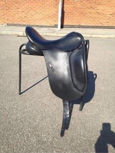 Barnsby engage dressage saddle - barnsby,