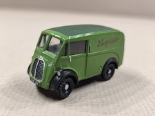 1:76 Classix Diecast Morris J