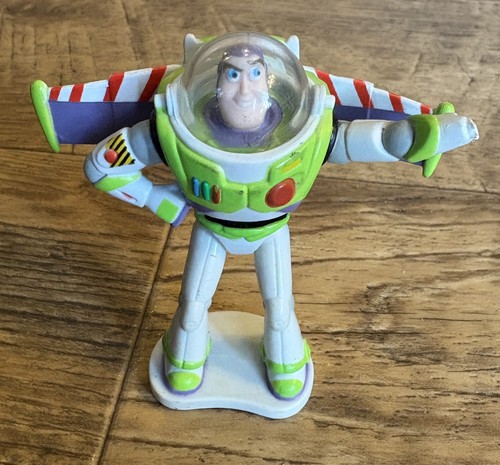 Buzz lightyear action figure - lightyear,