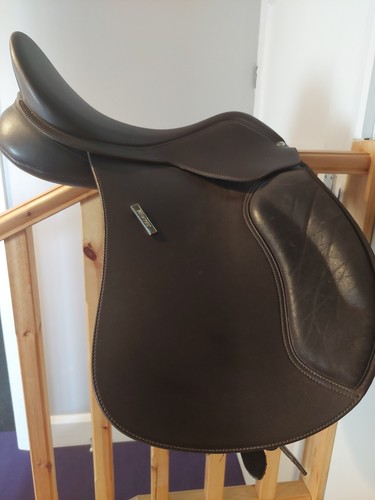 Wintec wide saddle - saddle, 44cm