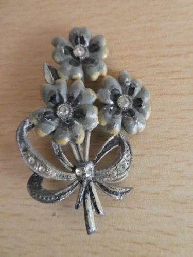 Vintage flower bouquet - vintage, brooch