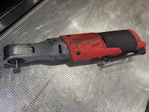 Milwaukee m12fir38 18v fuel - m12fir38,