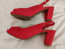 Brand new unworn pink wedding guest shoes size 5 wide fit by Debenhams 