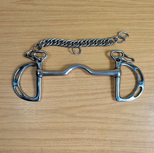 Slotted cheek port mouth - port,