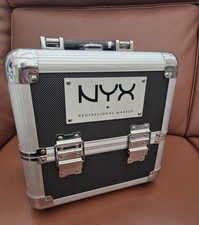 NYX Professional Makeup Artist Storage Vanity Case Black Silver Carry Weekend