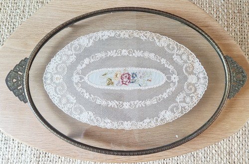 Vintage filigree petit point - vintage,
