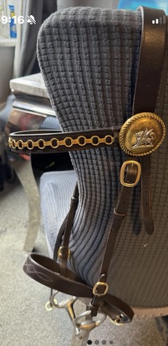 Brown leather hand show - brown,