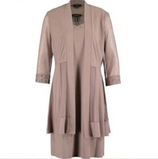 R & M RICHARDS Taupe