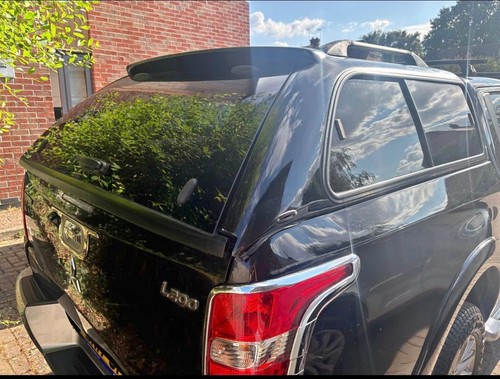 Mitsubishi l200 series - mitsubishi,