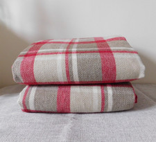 Pair Life from Coloroll Wool