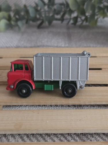 Matchbox gmc tipper truck - matchbox, no