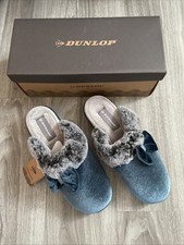 Ladies New Dunlop Slip On 