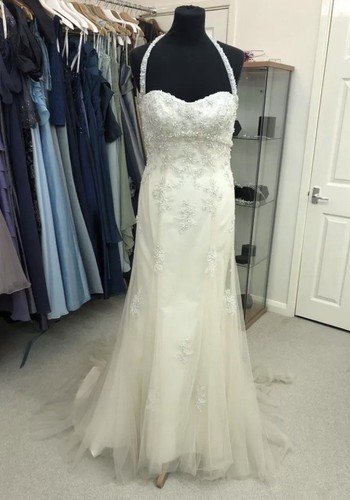 Benjamin roberts wedding dress - benjamin,