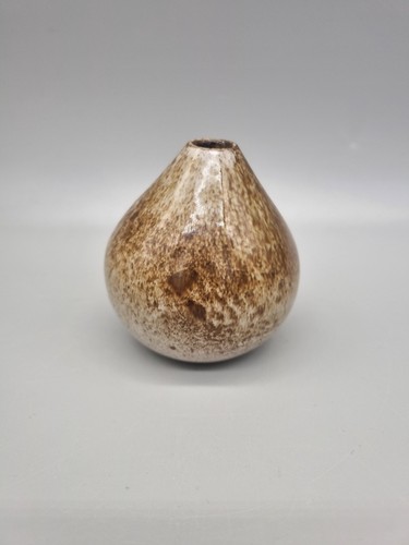 Poole studio pottery - studio, pottery'onion'