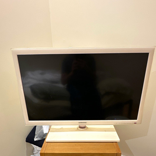 Samsung 32in led flat - samsung, screen