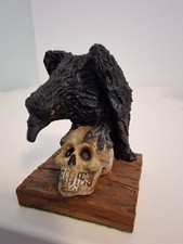 Discworld Clarecraft DW49 Quoth On Skull With Tent Card And Original Box - Mint