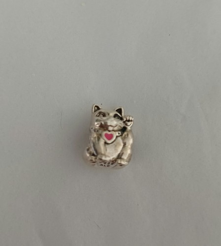Pandora lucky waving cat - /waving,