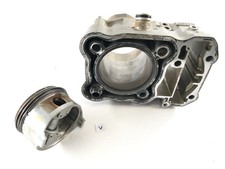 Honda Africa Twin XRV 750 RD07 [1993] - Front Piston Cylinder