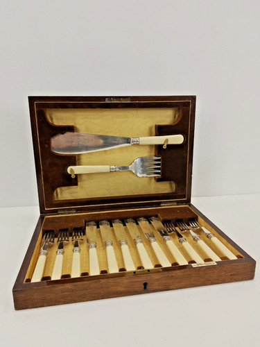 Antique walker hall boxed 14 - boxed,