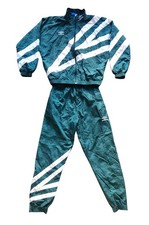 Vintage 90s Umbro Full Shell