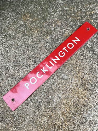 Vintage destination town - vintage,