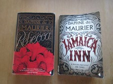 2 X DAPHNE du MAURIER REBECCA