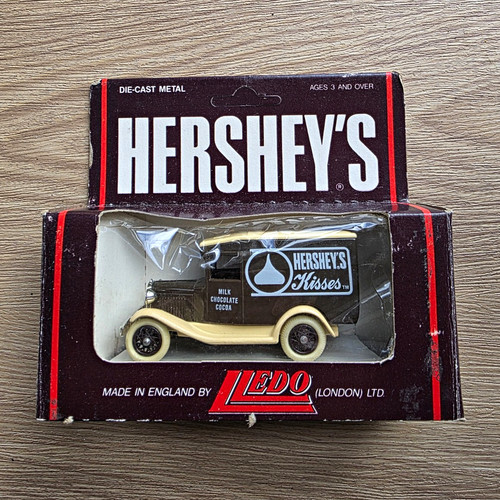 Lledo days gone hershey - gone, hershey’s