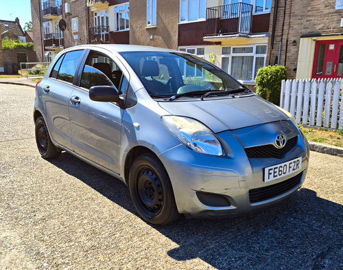 Toyota yaris 0 - toyota,
