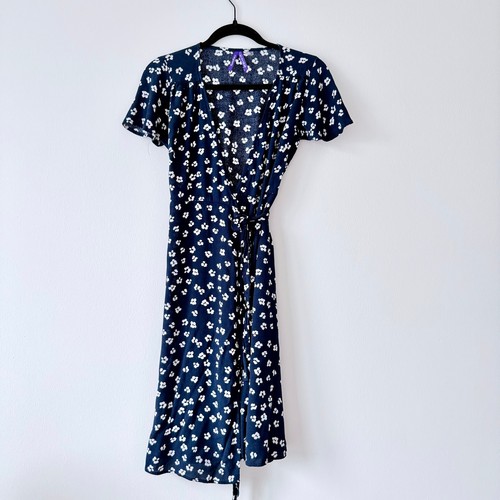 Seraphine navy floral - floral, wrap