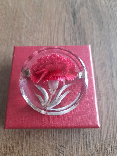Vintage lucite flower - -,