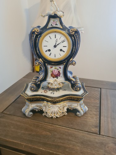 Vintage porcelain mantle - , clock