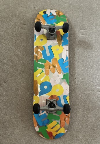 Supreme balloon graphic