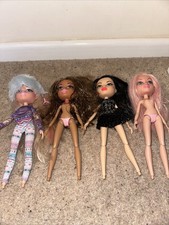 Bratz Dolls 2015 Bundle X4