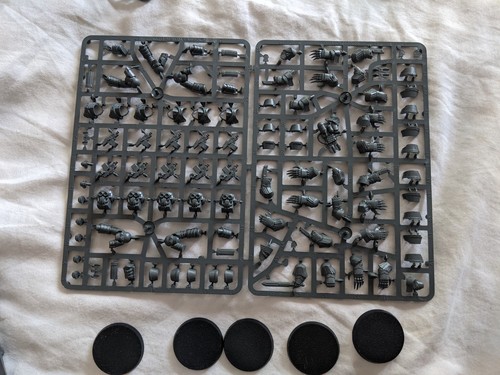 Warhammer horus heresy - warhammer,